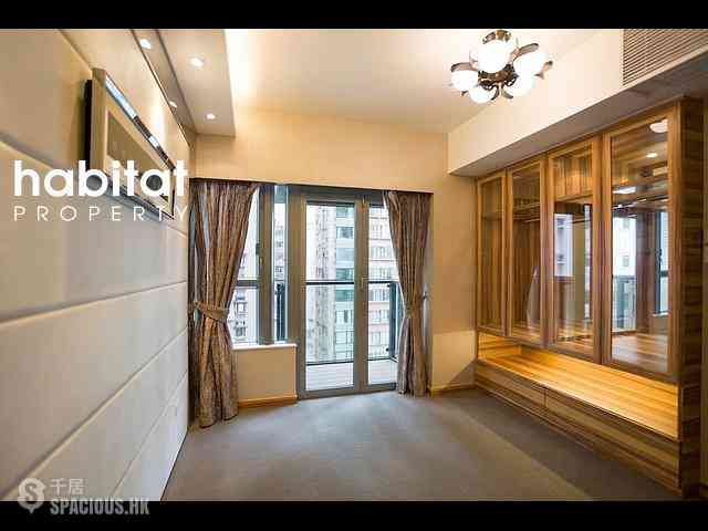 Soho - Centrepoint 02