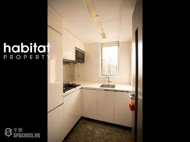 Soho - Centrepoint 08
