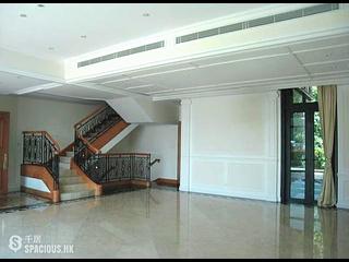Stanley - Le Palais 13