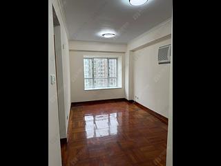 Sai Ying Pun - Yuk Ming Towers Block 1 03