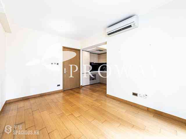 Sai Ying Pun - The Nova 04