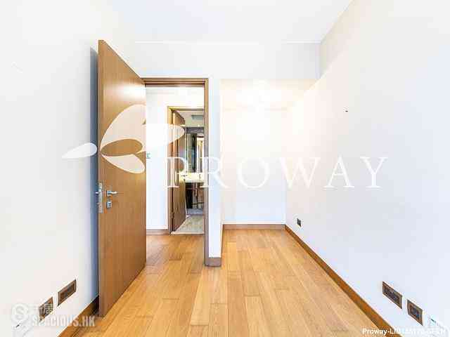 Sai Ying Pun - The Nova 06