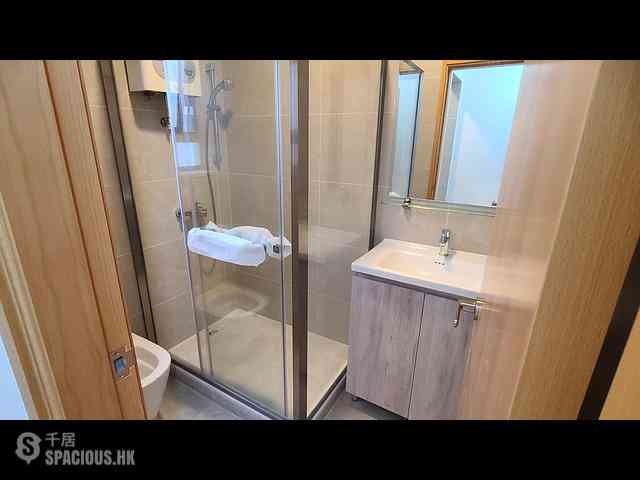 Quarry Bay - Elegance House 03