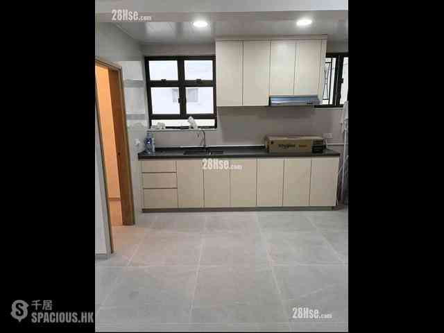 Quarry Bay - Elegance House 06
