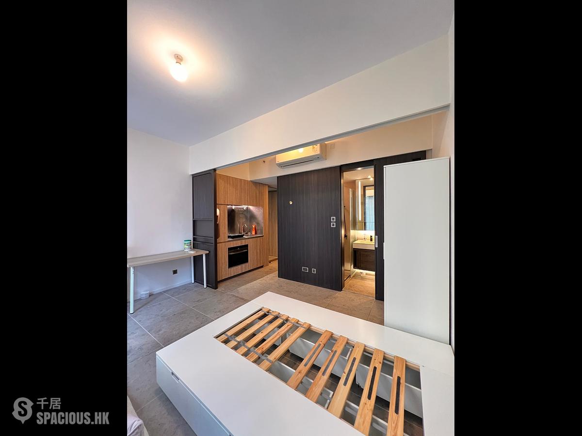 Sai Ying Pun - Bohemian House 01