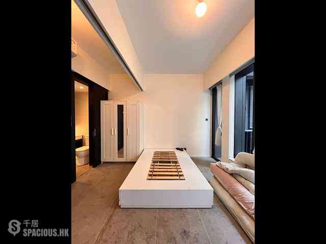 Sai Ying Pun - Bohemian House 02