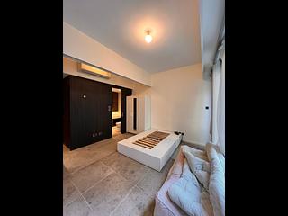 Sai Ying Pun - Bohemian House 03
