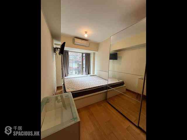 Sai Ying Pun - The Nova 06