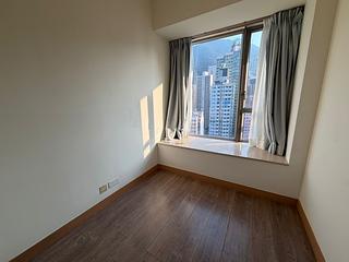 Sai Ying Pun - Island Crest 06
