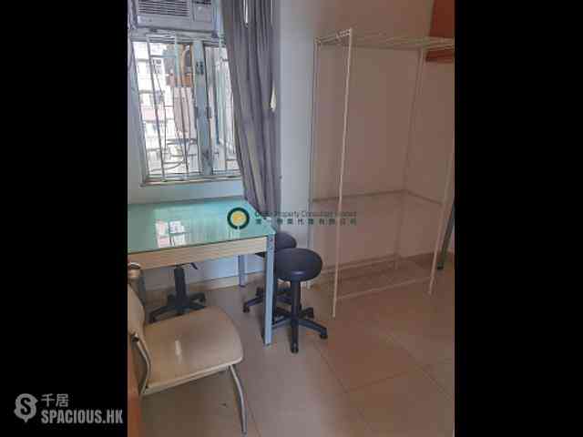 Shek Tong Tsui - Chester Court 01