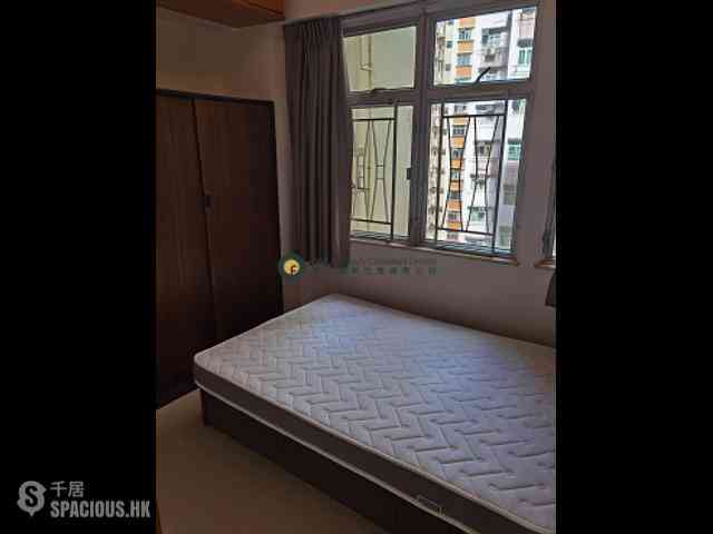 Shek Tong Tsui - Chester Court 05