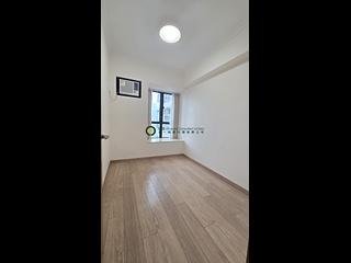 Mid Levels Central - Vantage Park 06