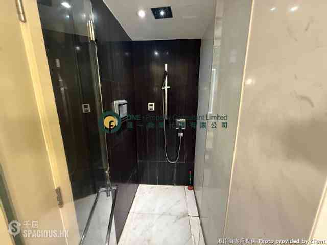 Soho - Centrepoint 05
