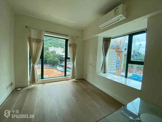 Kennedy Town - University Heights 01