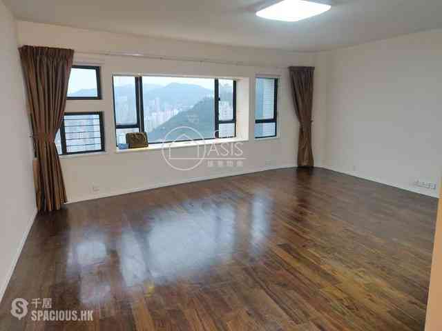 Mid Levels Central - Birchwood Place 01