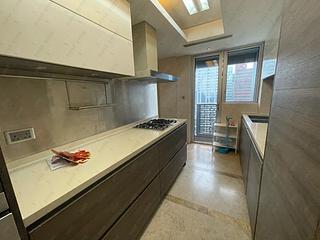 Wong Chuk Hang - Marinella Block 1 08