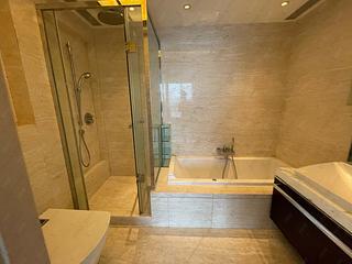 Wong Chuk Hang - Marinella Block 1 09
