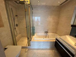 Wong Chuk Hang - Marinella Block 1 14