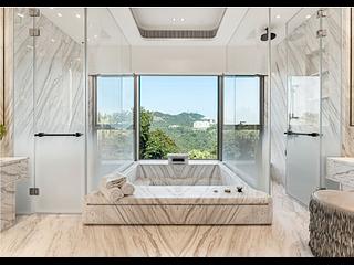 The Peak - Twelve Peaks 19