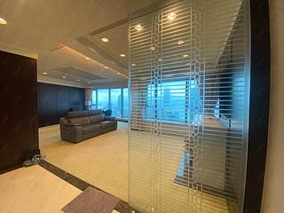 Mid Levels Central - Regence Royale Tower 1 13