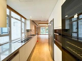Mid Levels West - Hatton Place 08