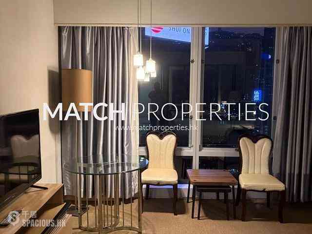 Wan Chai - Convention Plaza Apartments 05