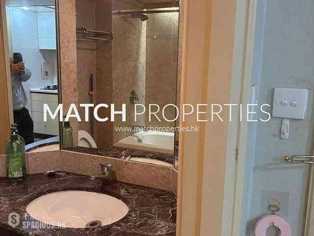 Wan Chai - Convention Plaza Apartments 07