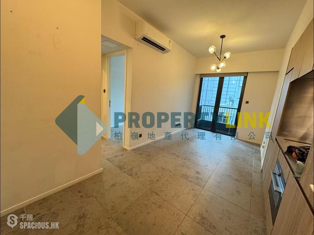 Sai Ying Pun - Bohemian House 01