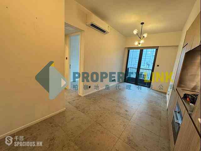Sai Ying Pun - Bohemian House 01