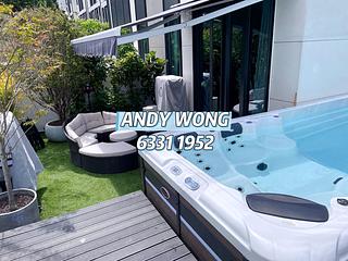 Gold Coast / So Kwun Wat - The Carmel 15