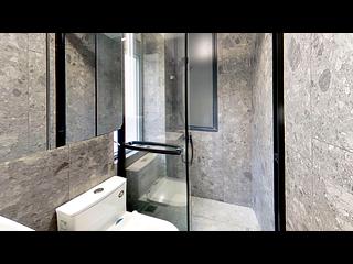 Sheung Wan - 114, Des Voeux Road West 13