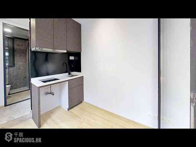 Sheung Wan - 114, Des Voeux Road West 15