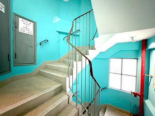 Sheung Wan - 114, Des Voeux Road West 19