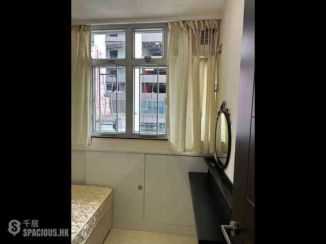 Wan Chai - Ming Yan Mansion 16