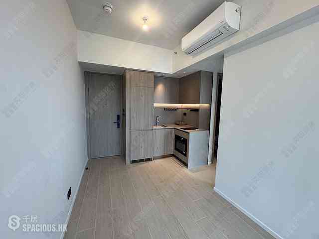 Quarry Bay - Finnie 02