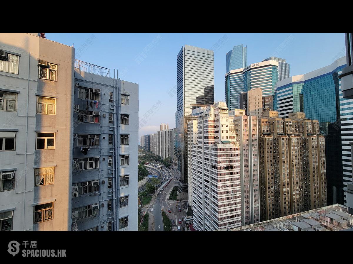 Quarry Bay - Finnie 01