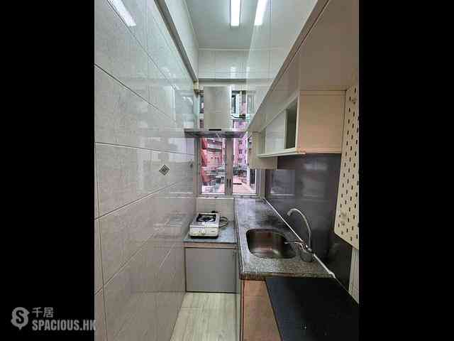 Kennedy Town - Tai Sang Building 05