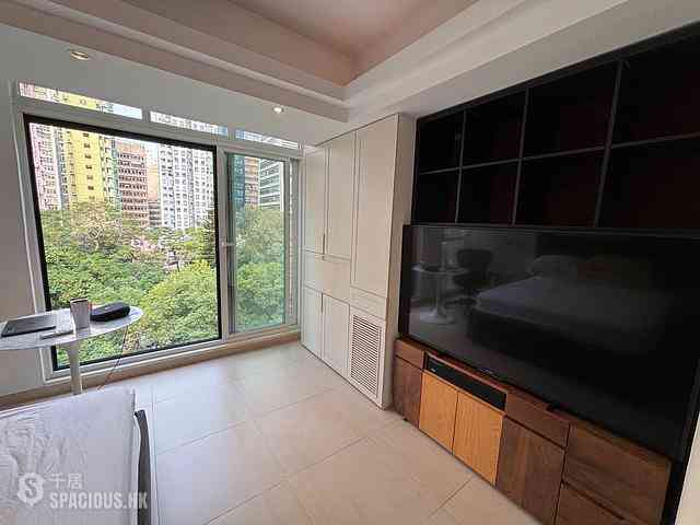 Poho - 236, Hollywood Road 02