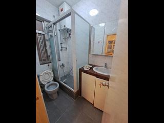 Mid Levels West - Sung Ling Mansion 03