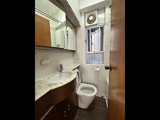 Kennedy Town - Jade Court Block B 08
