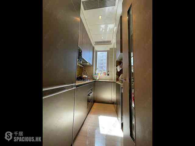 Mid Levels West - Babington Hill 15