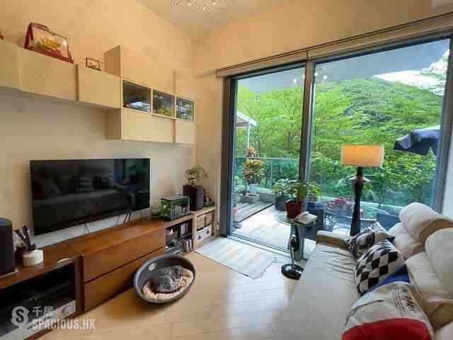 Ap Lei Chau - Larvotto Block 5 02