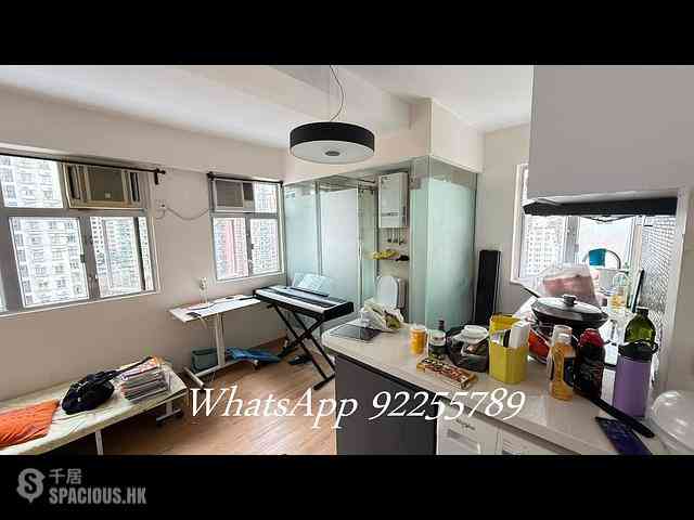 Sai Ying Pun - Tung Cheung Building 01