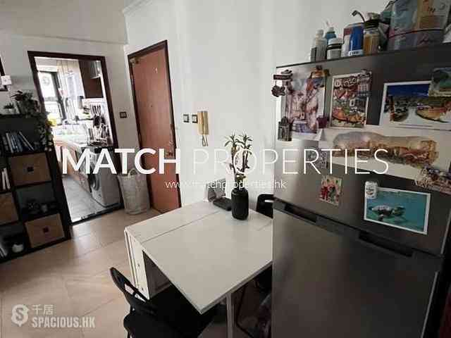 Sai Ying Pun - Fung King Court 02