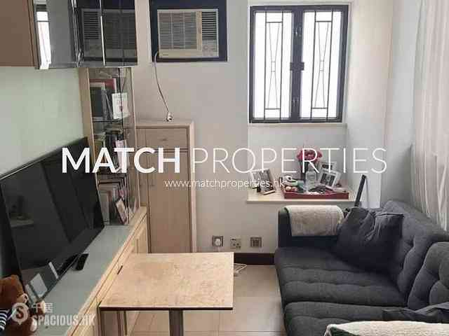 Sai Ying Pun - Fung King Court 03