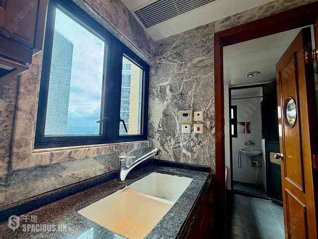 Mid Levels West - 1, Po Shan Road 17