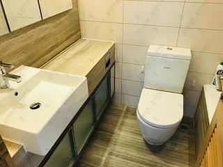 Sai Ying Pun - Island Crest Block 1 04