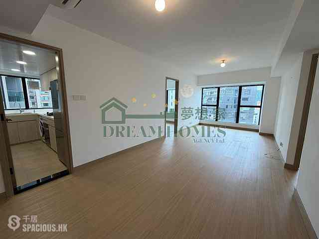 Mid Levels Central - 62B, Robinson Road 02