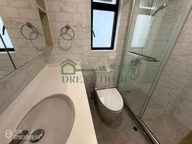 Mid Levels Central - 62B, Robinson Road 04