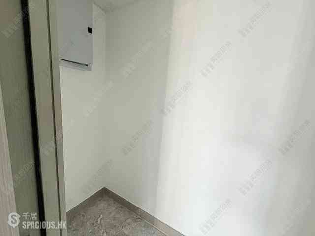 Wong Chuk Hang - The Southside Phase 3B Blue Coast 06